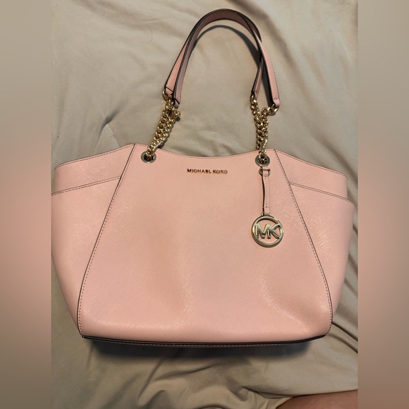 Michael Kors Handbags - Michael Kors purse